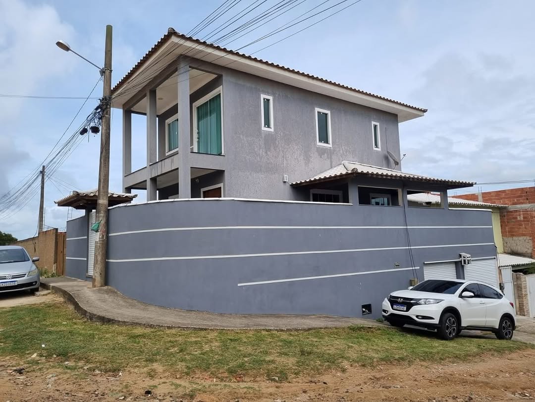 Casa Duplex em frente ao Dom Atacadista